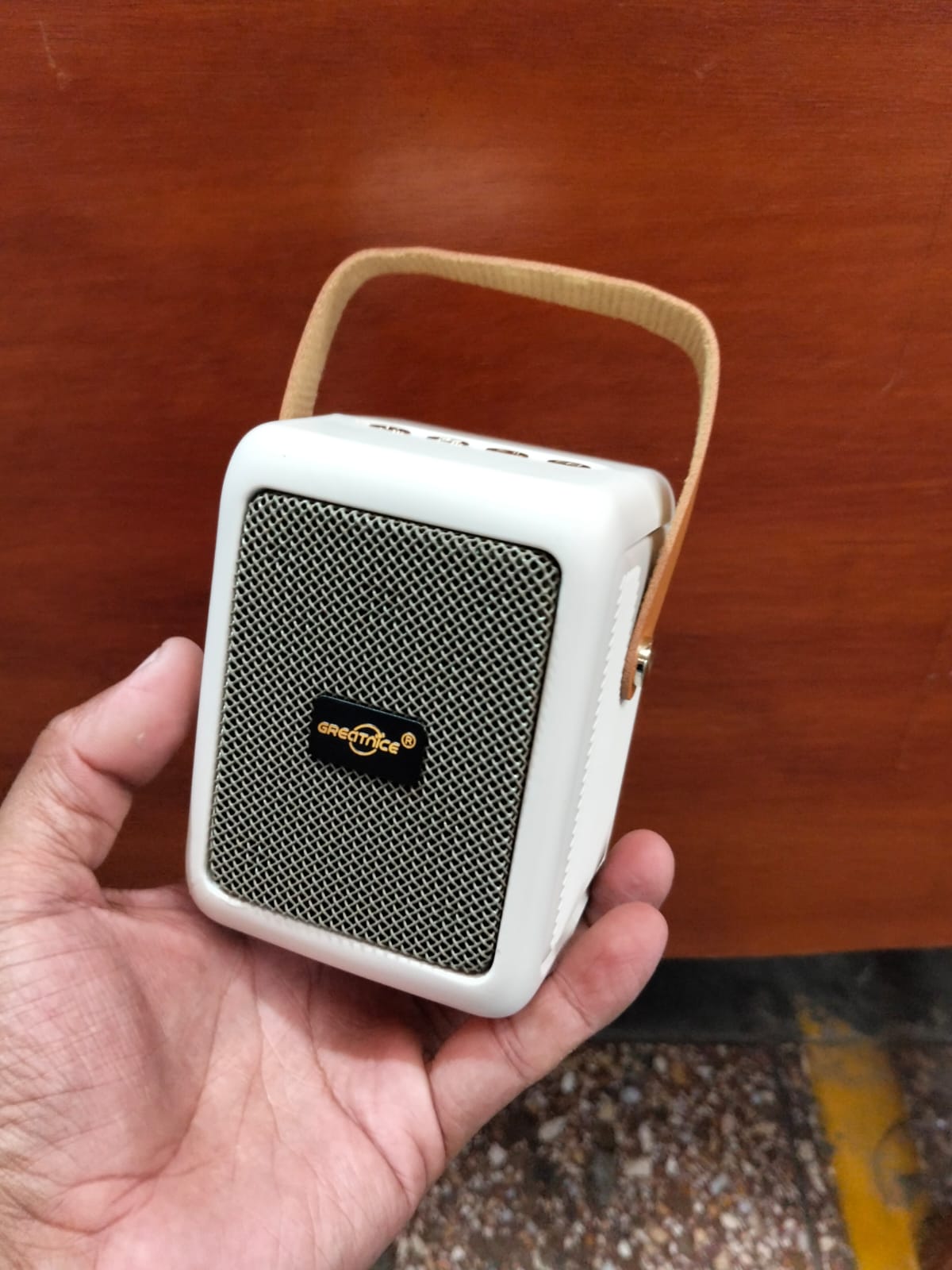 parlante Bluetooth pequeño cod:1538 driver:01
