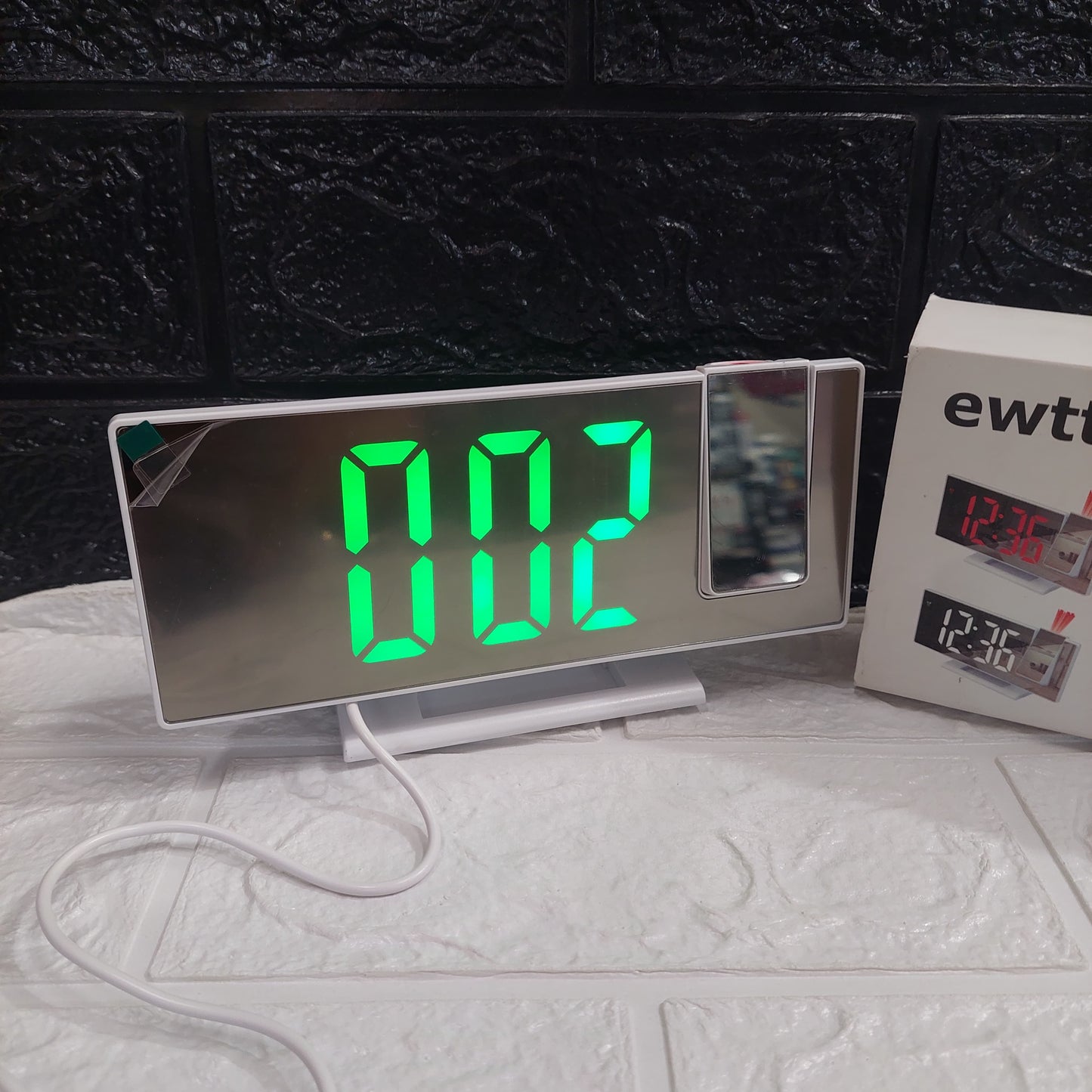 Reloj digital con proyector Cod:3286 Driver:01