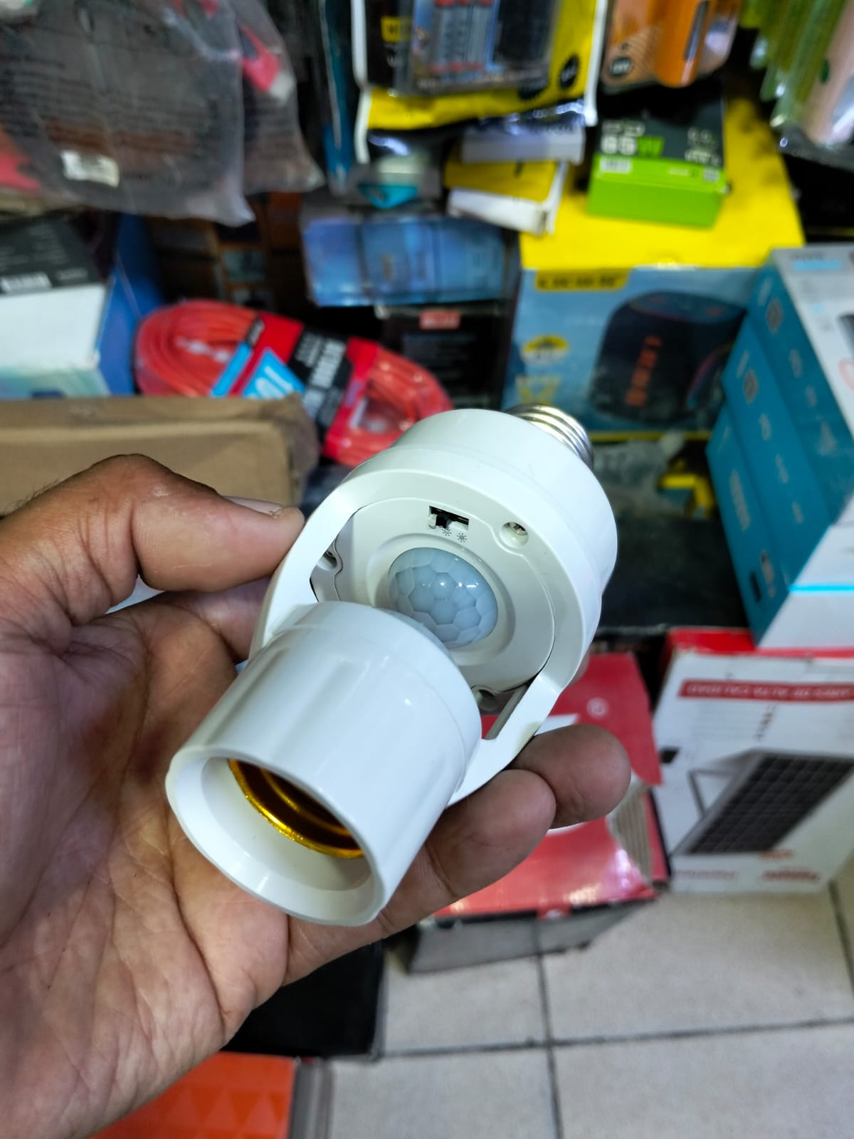 Socket con sensor de movimiento Cod:1467 driver :02
