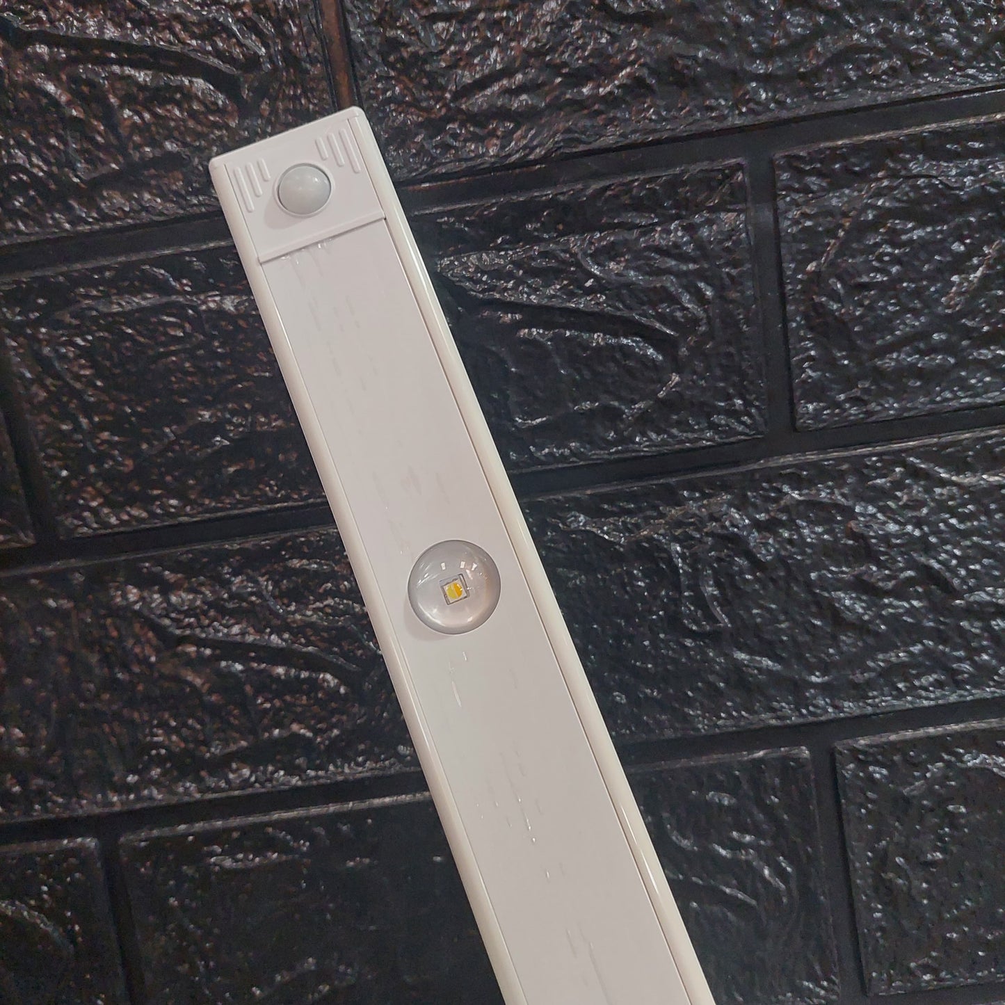 Luz led 50 cm con sensor de movimiento Cod:4412 Driver :01