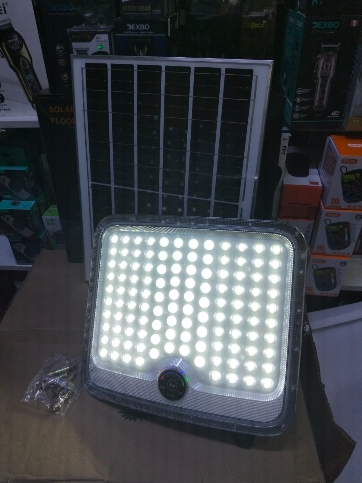 Reflector led 500W con panel solar cod:1254 driver :02