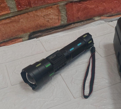 Linterna recargable  largo alcance Cod:4404 Driver:01