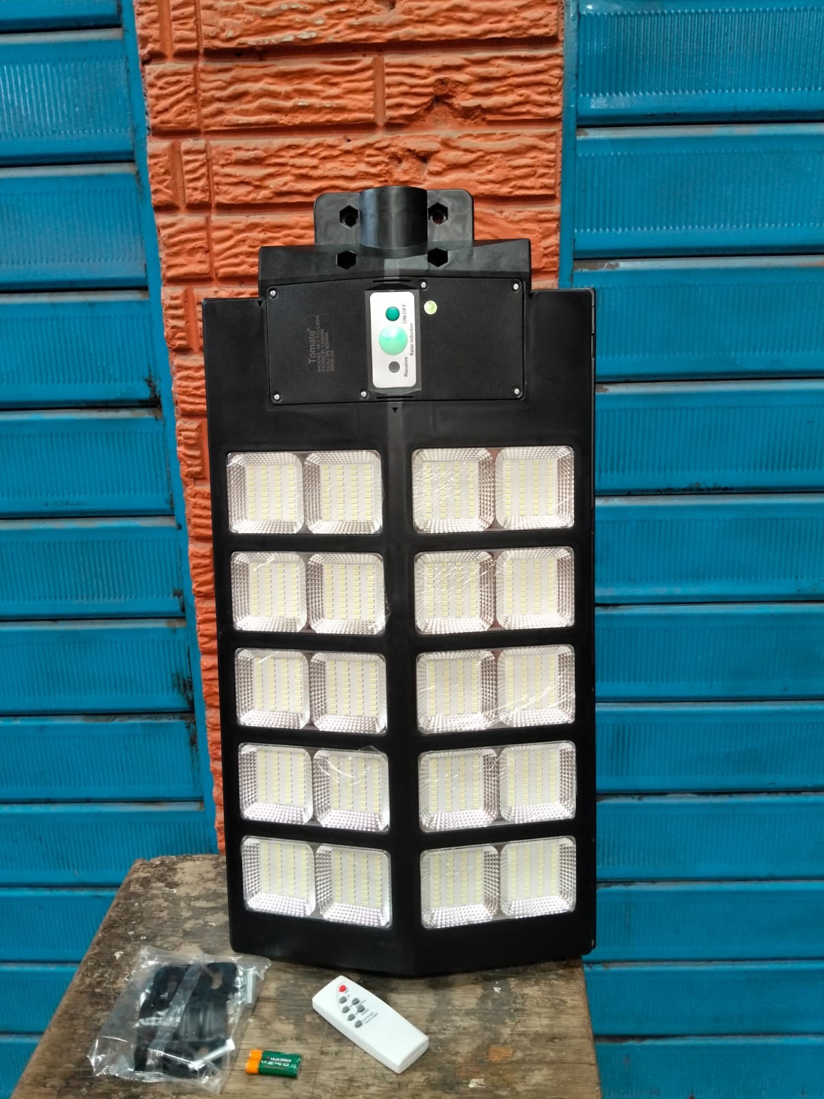 iluminaria solar  led1200w Cod:1538 driver :01