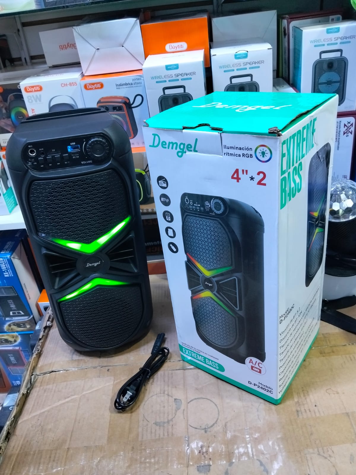 Parlante Bluetooth  a electricidad y recargable 4"x 2 5W Cod:1374 driver:02