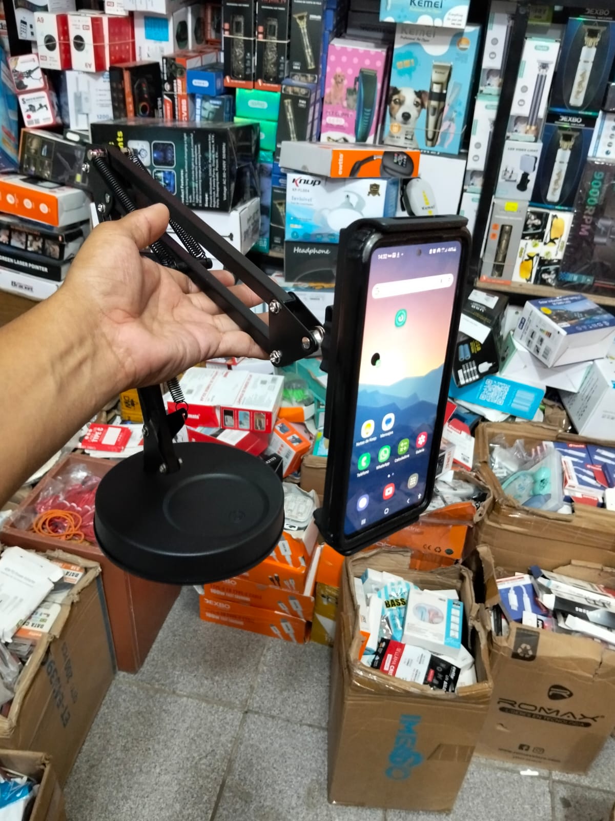 soporte de celular  flexible  con base Cod:1332 driver:01